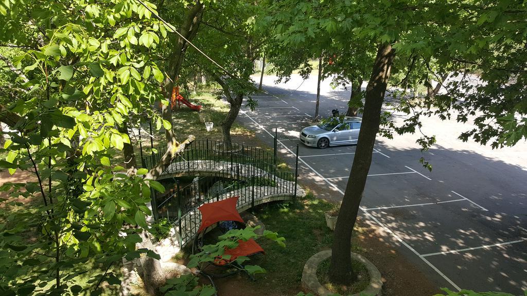 Hani Zemenou Arájova Exterior foto